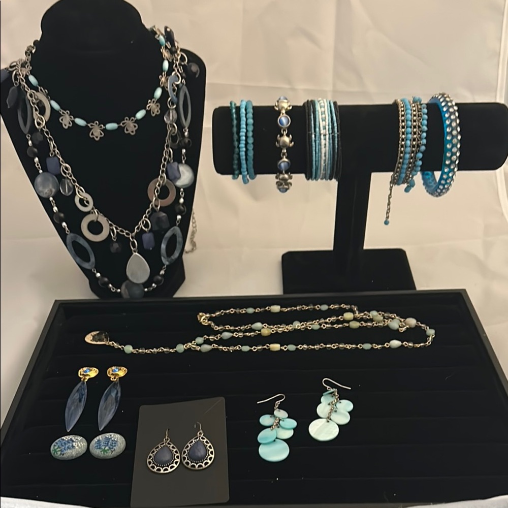 Pretty in Blue Jewelry Lot